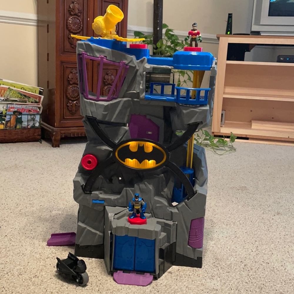 Imaginext 2011 Batman Cave Playset